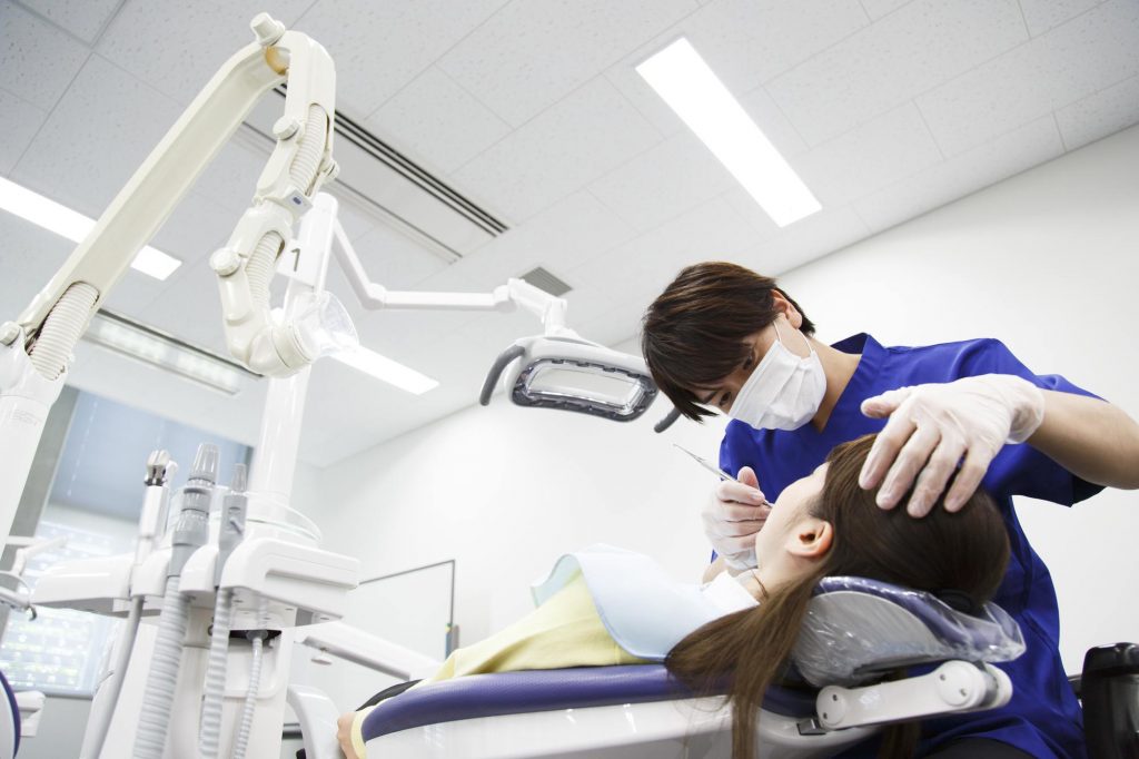 歯周病の抜歯基準とは？中度・重度は抜歯するべき？